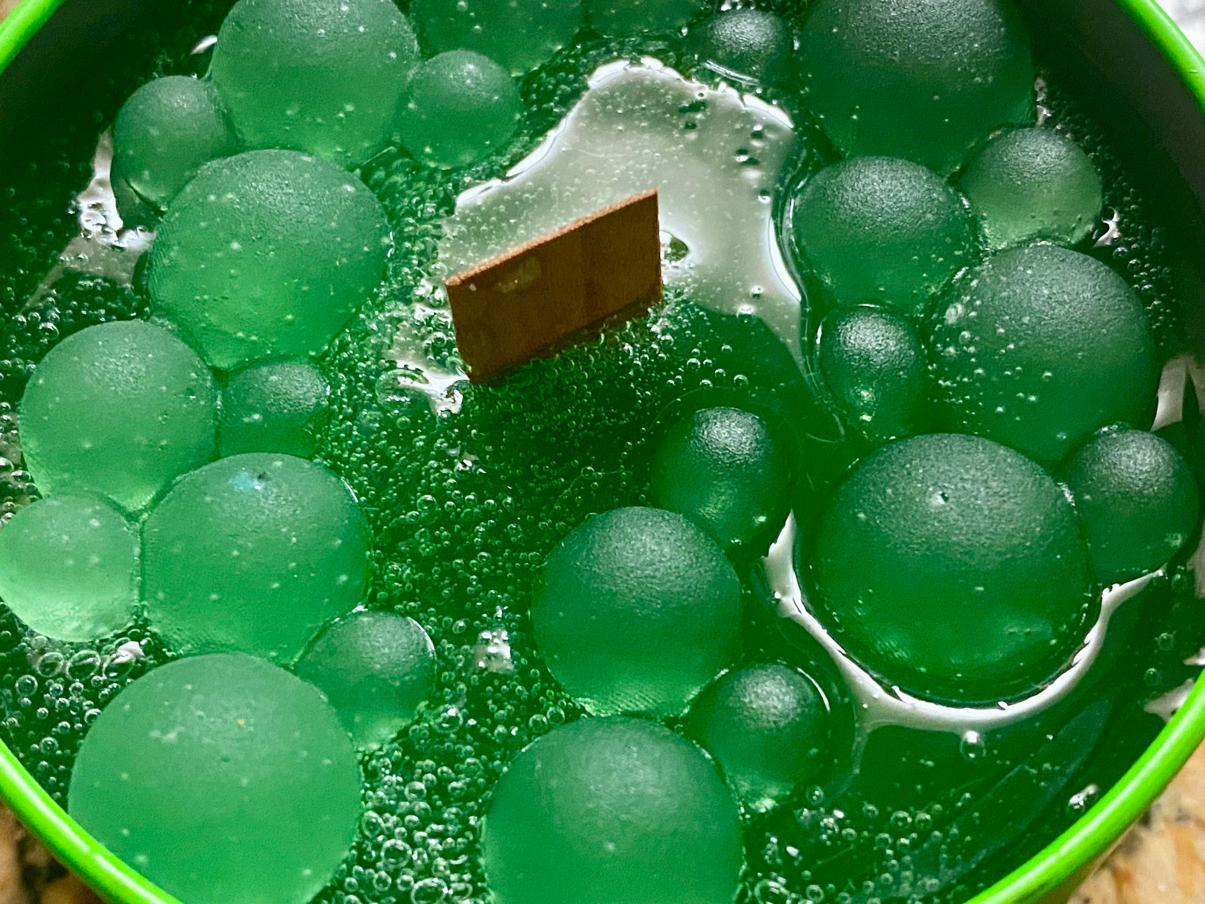 "OTHER SWAMP MEGA" EXCLUSIVE 3D GEL CANDLE GOING BANANAS!